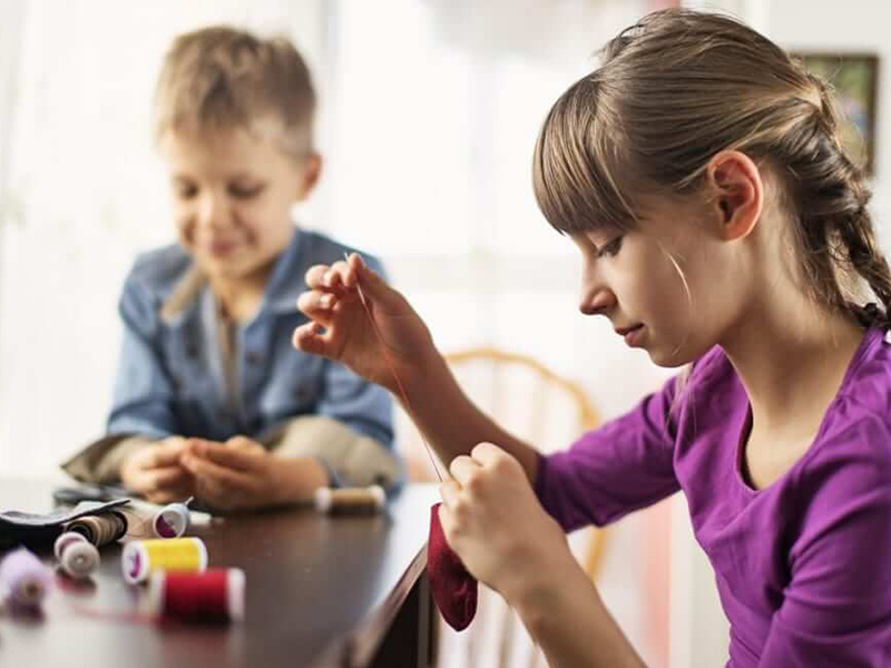 Our objective is to pass on crafts -- Decoration Image 1